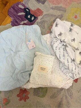 Nestig mini crib sheets
